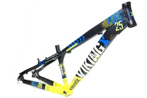 CUADRO 26 DIRT J.TUFF X-25, ALM NEGRO/AMARILLO