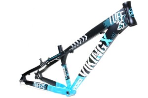 CUADRO 26 DIRT J.TUFF X-25, ALM NEGRO/AZUL
