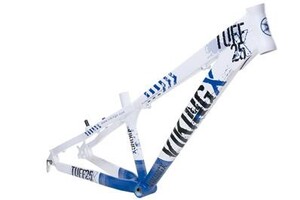 CUADRO 26 DIRT J.TUFF X-25, ALM BLANCO/AZUL